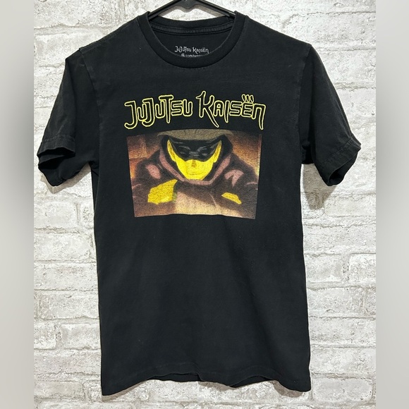 Jujutsu Kaisen Graphic Tee - Picture 1 of 8